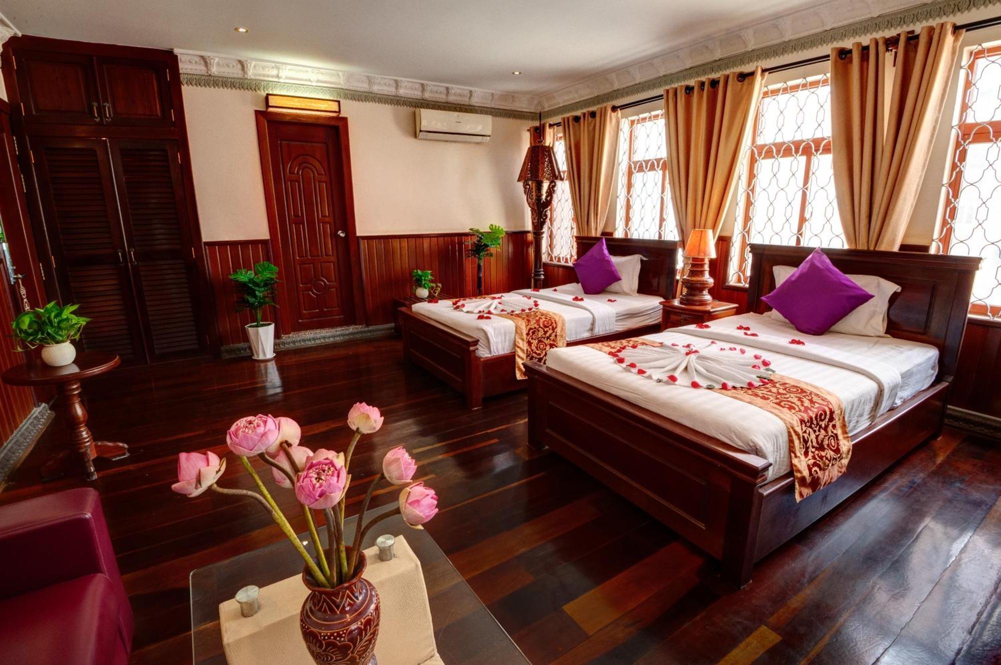 Superior Twin Room