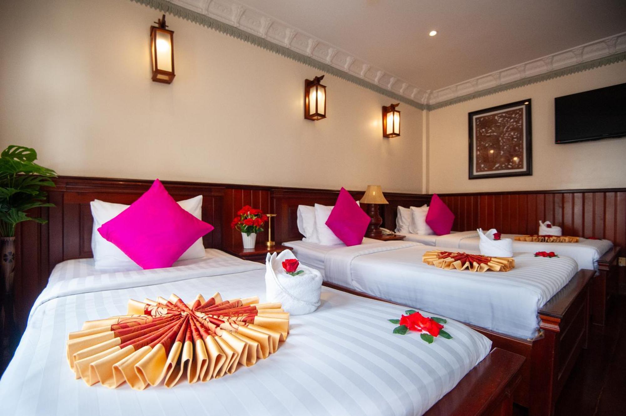 Superior Triple Room